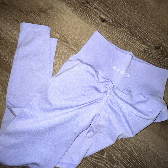 NVGTN "periwinkle scrunch" Activewear - Picture 5 of 6